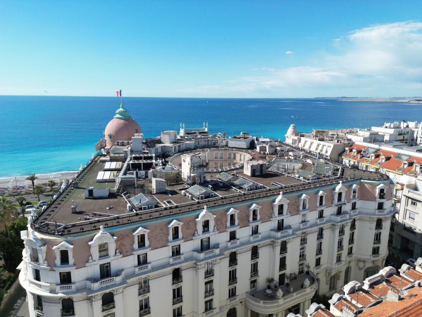 Le Negresco vu du ciel Le Negresco vu du ciel